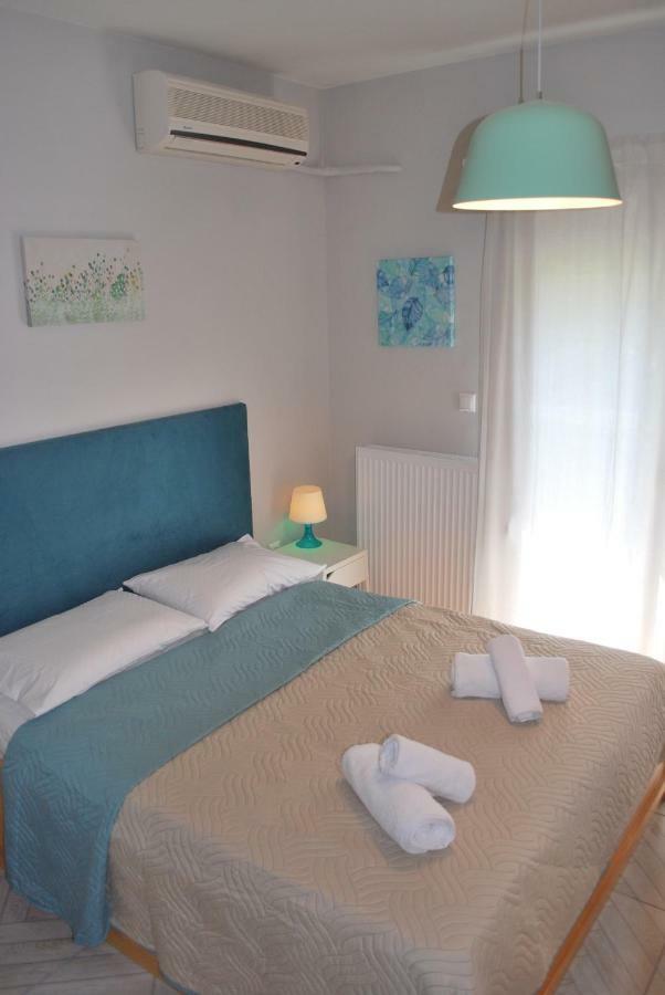 Cornelia Apartment PalaiónTsiflíkion Extérieur photo