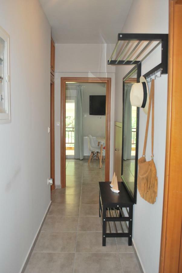 Cornelia Apartment PalaiónTsiflíkion Extérieur photo