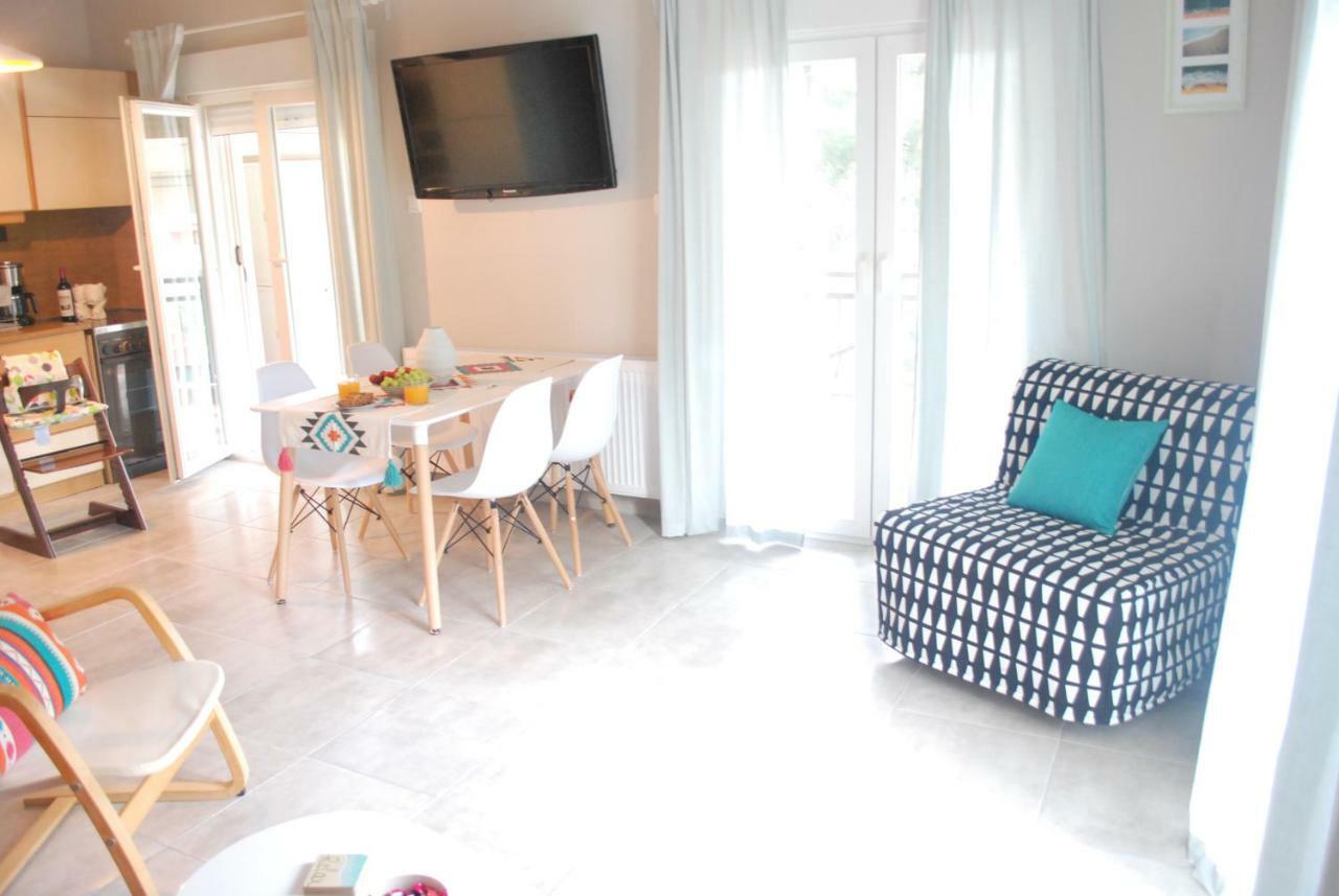 Cornelia Apartment PalaiónTsiflíkion Extérieur photo