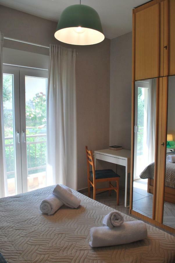 Cornelia Apartment PalaiónTsiflíkion Extérieur photo
